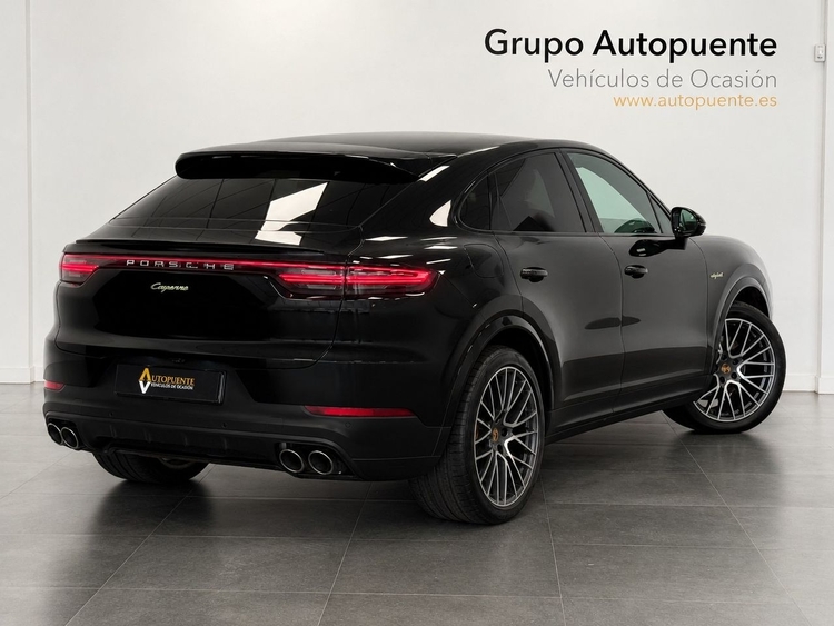 Porsche Cayenne E-HYBRID foto 4