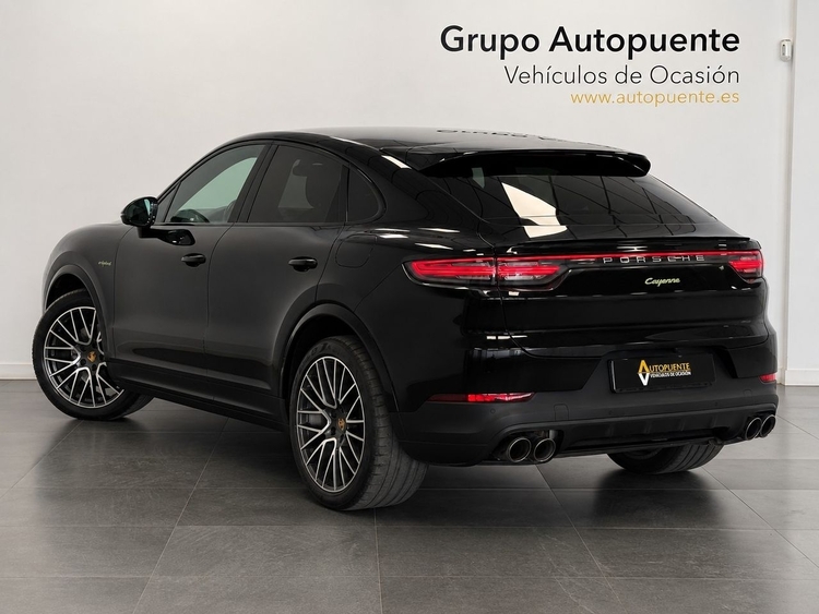 Porsche Cayenne E-HYBRID foto 5