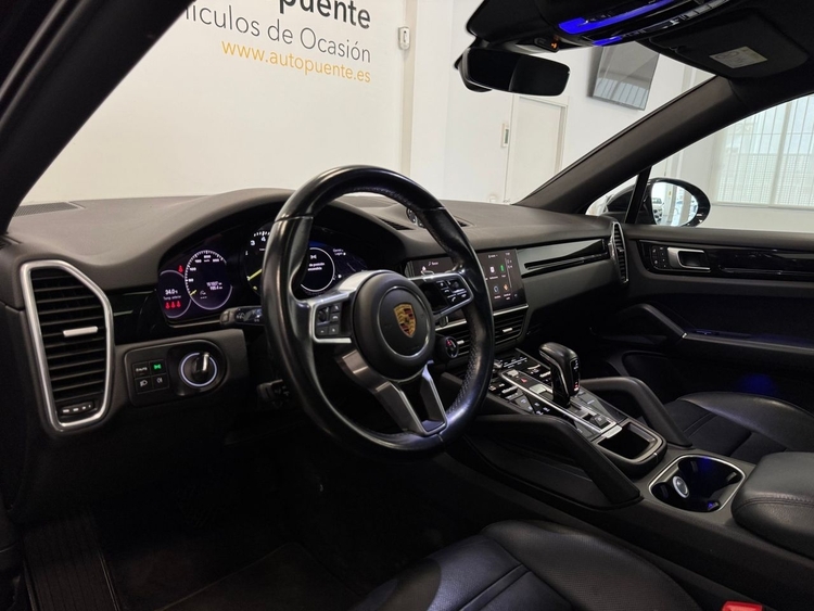Porsche Cayenne E-HYBRID foto 8