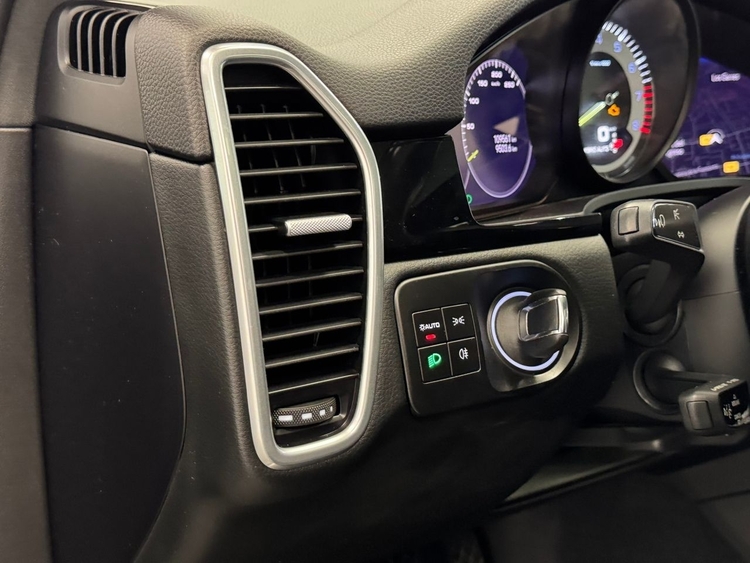 Porsche Cayenne E-HYBRID foto 18