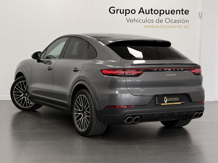 Porsche Cayenne E-HYBRID foto 5