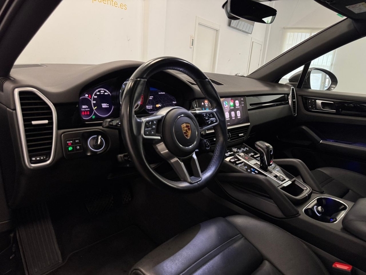 Porsche Cayenne E-HYBRID foto 8