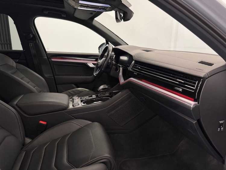 Volkswagen Touareg R V6 TIP 4M foto 31