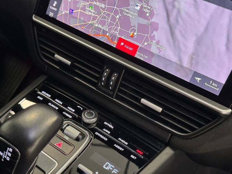 Porsche Cayenne E-HYBRID foto 38