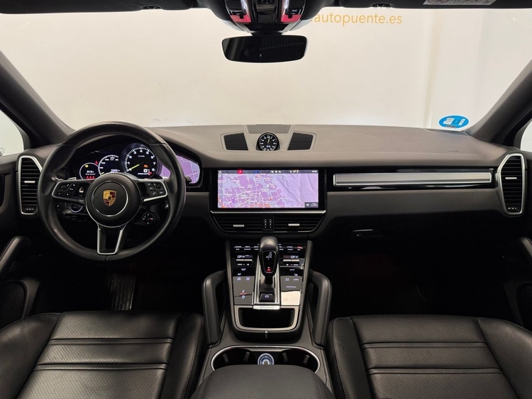 Porsche Cayenne E-HYBRID foto 10