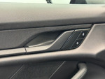 Porsche Taycan TAYCAN miniatura 17