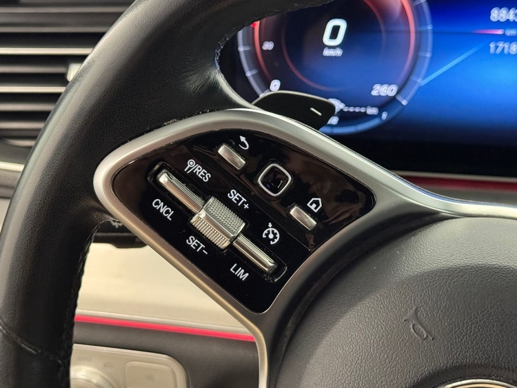 Mercedes GLE 300D 4MATIC  foto 24