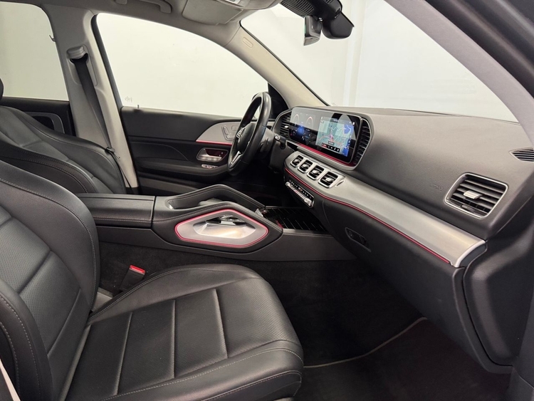Mercedes GLE 300D 4MATIC  foto 30