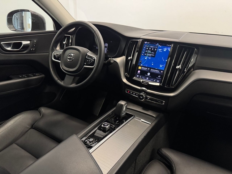 Volvo XC60 Plus Bright Auto foto 12
