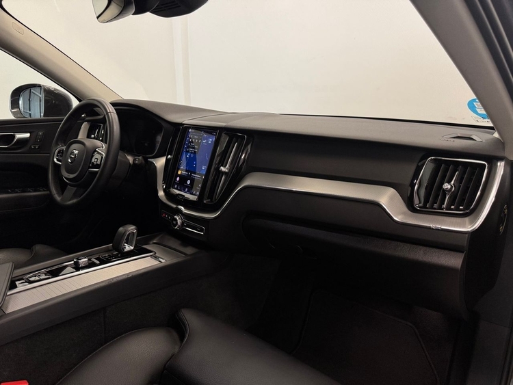 Volvo XC60 Plus Bright Auto foto 13