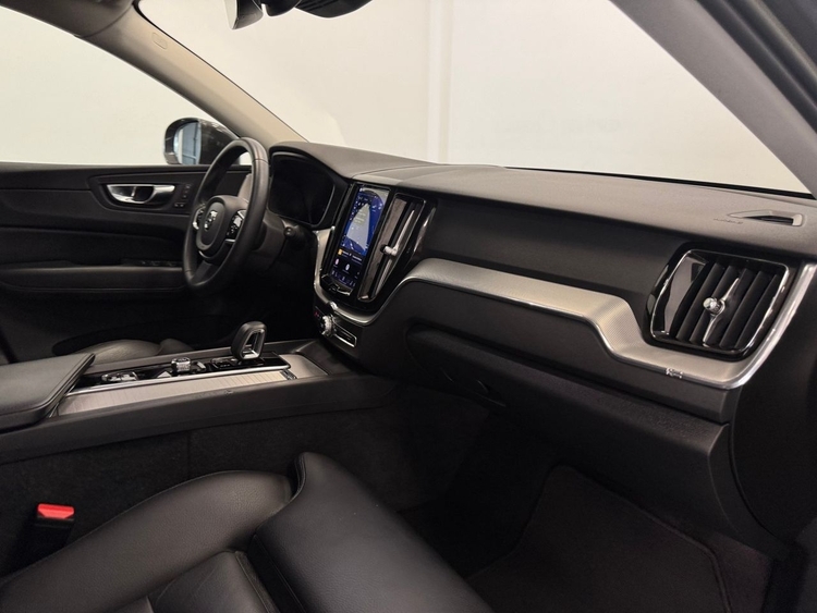 Volvo XC60 Plus Bright Auto foto 26