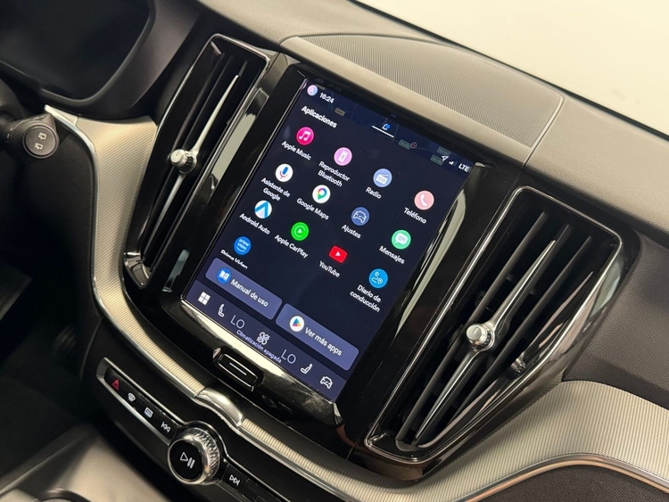 Volvo XC60 Plus Bright Auto foto 30