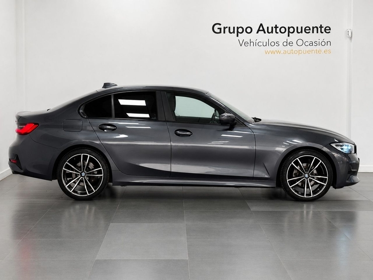 BMW Serie 3 320D AUTO foto 3