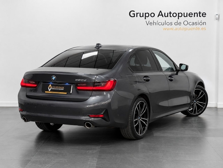 BMW Serie 3 320D AUTO foto 4