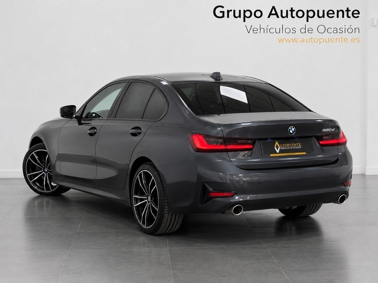 BMW Serie 3 320D AUTO foto 5