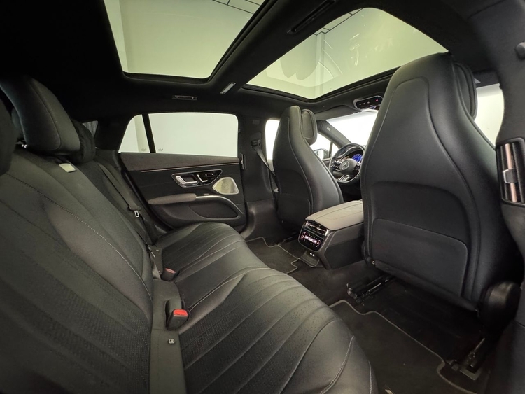 Mercedes EQS 580 4MATIC  foto 51