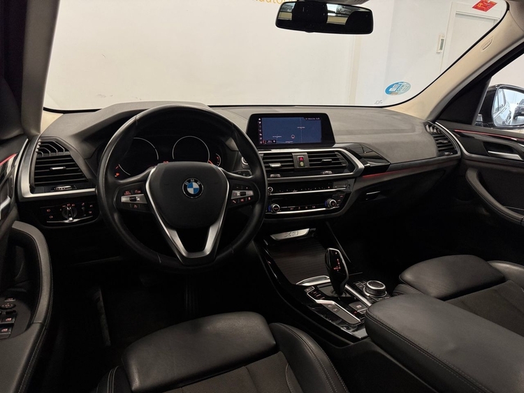 BMW X3 XDRIVE 20D foto 9