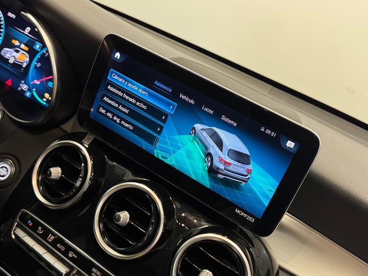 Mercedes Clase GLC GLC 300 DE AMG  foto 32