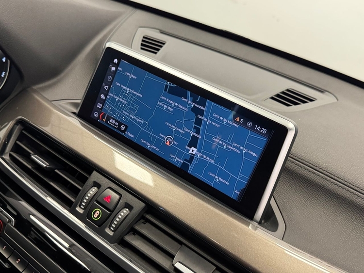 BMW X1 XDRIVE 18D foto 27