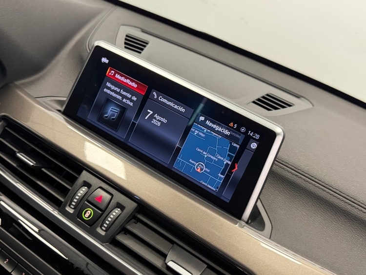 BMW X1 XDRIVE 18D foto 28