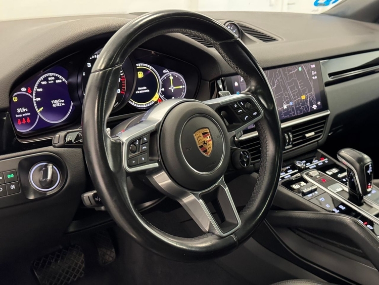 Porsche Cayenne E-HYBRID foto 18