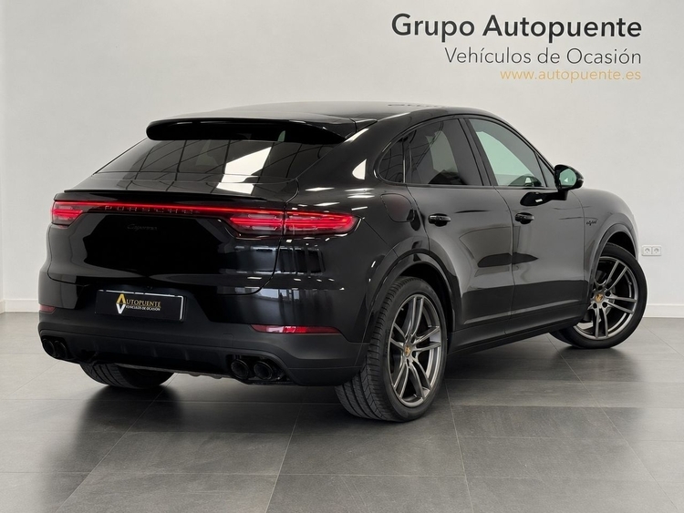 Porsche Cayenne E-HYBRID foto 4