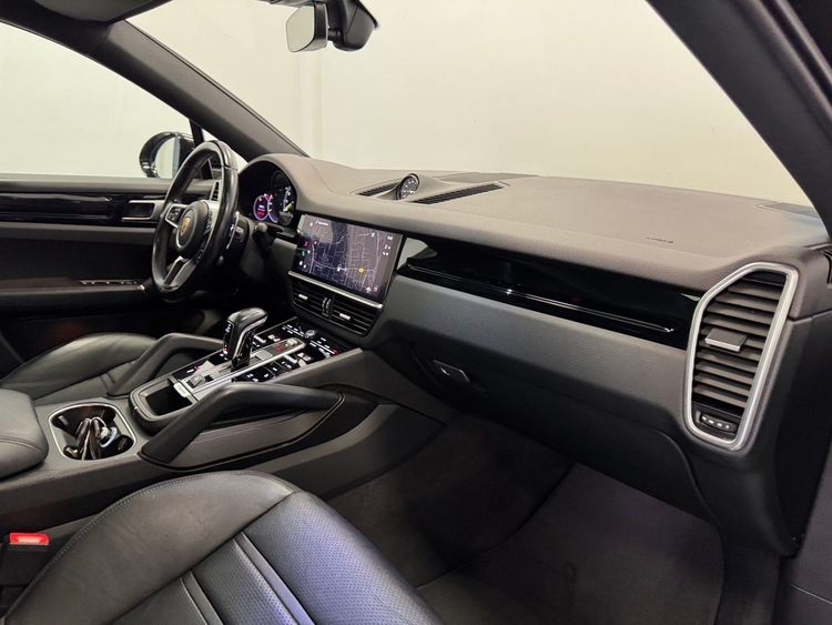 Porsche Cayenne E-HYBRID foto 27