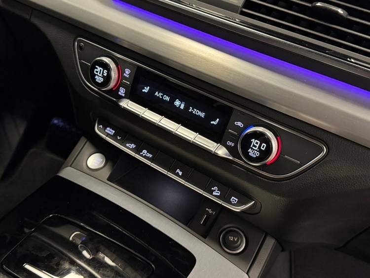 Audi Q5 55TFSI E BLACK LINE QUATTRO ULTRA foto 42