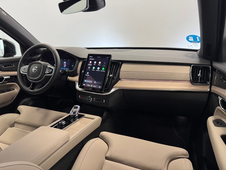 Volvo XC90 T8 AWD PLUS DARK RECHARGE AUTO foto 11