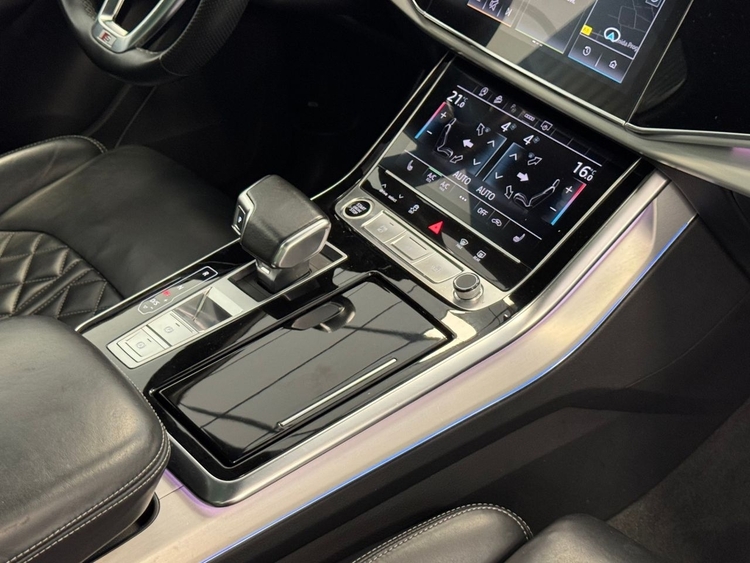 Audi Q7 BLACK LINE PLUS 50TDI foto 41