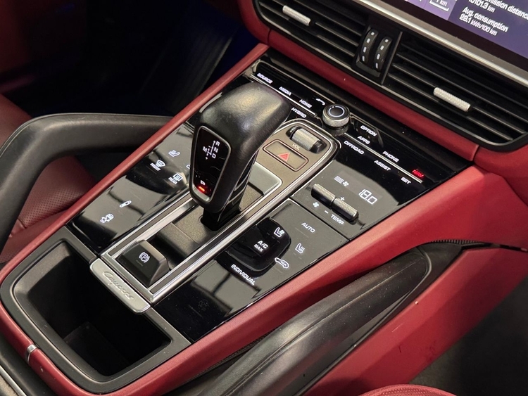 Porsche Cayenne COUPE E-HYBRID  foto 27