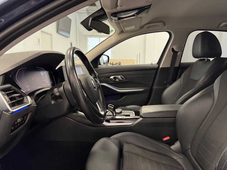 BMW Serie 3 320D AUTO foto 15
