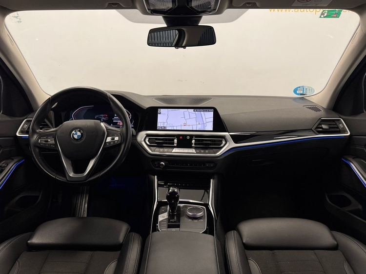 BMW Serie 3 320D AUTO foto 10