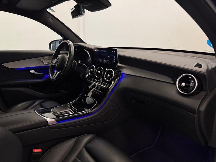 Mercedes GLC Coupé AMG 300DE foto 12