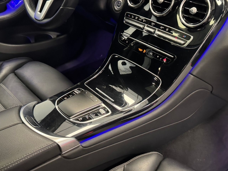 Mercedes GLC Coupé AMG 300DE foto 31