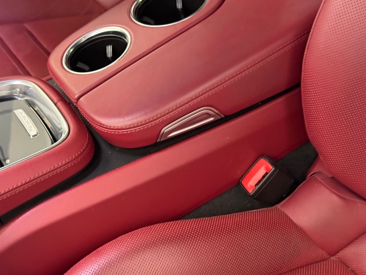 Porsche Panamera 4 E-HYBRID PLATINUM EDITION  foto 26