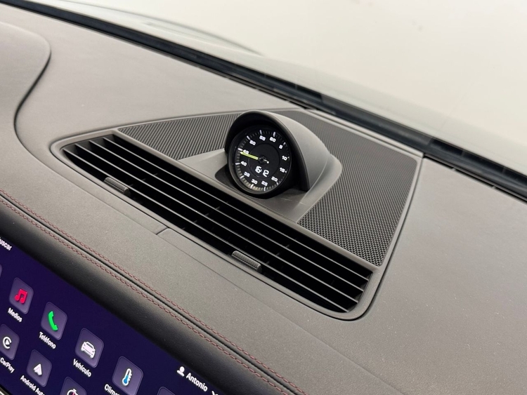 Porsche Panamera 4 E-HYBRID PLATINUM EDITION  foto 32
