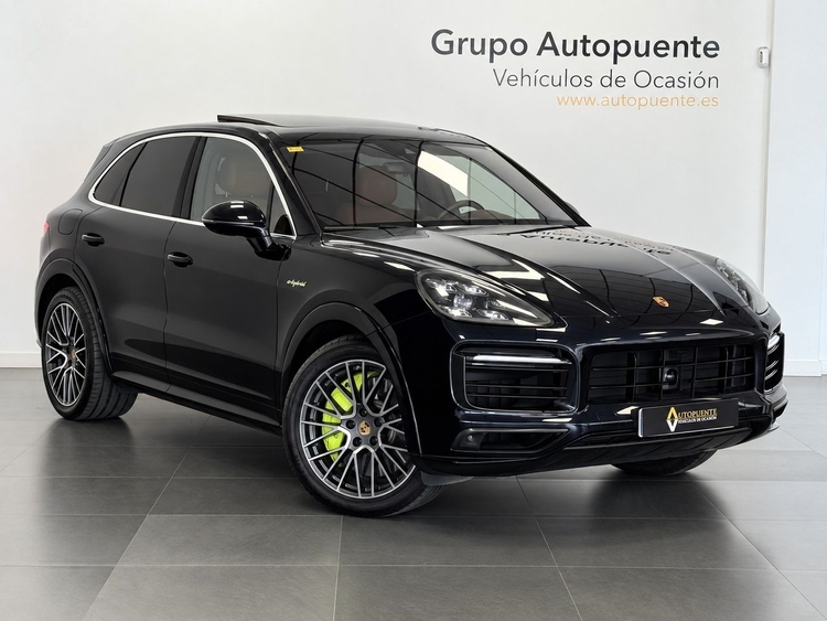 Porsche Cayenne E-HYBRID  foto 2