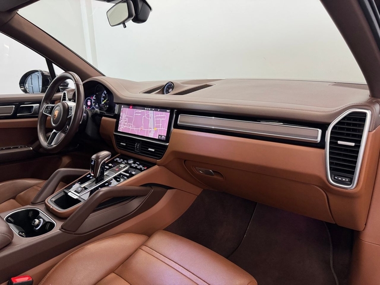 Porsche Cayenne E-HYBRID  foto 27