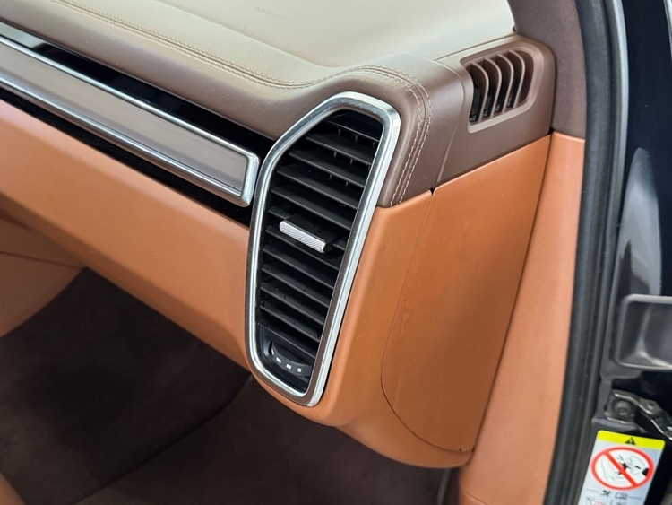 Porsche Cayenne E-HYBRID  foto 30