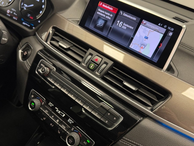 BMW X1 XLINE 25E foto 26