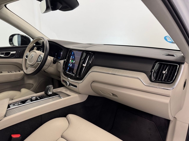Volvo XC60 2.0 B4D ULTIMATE DARK AUTO foto 13